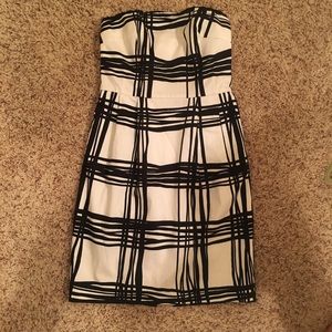 Express dress size 4 - with pockets!!!